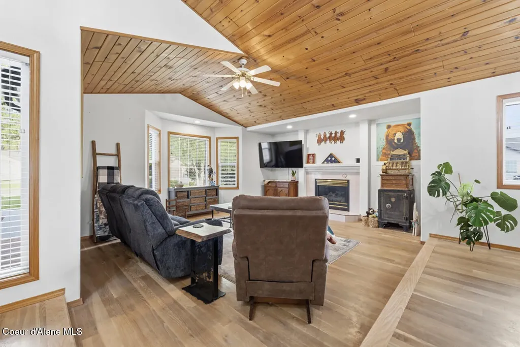 9353 N Finucane Drive Hayden ID 83835