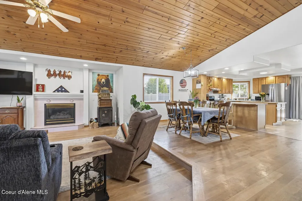 9353 N Finucane Drive Hayden ID 83835