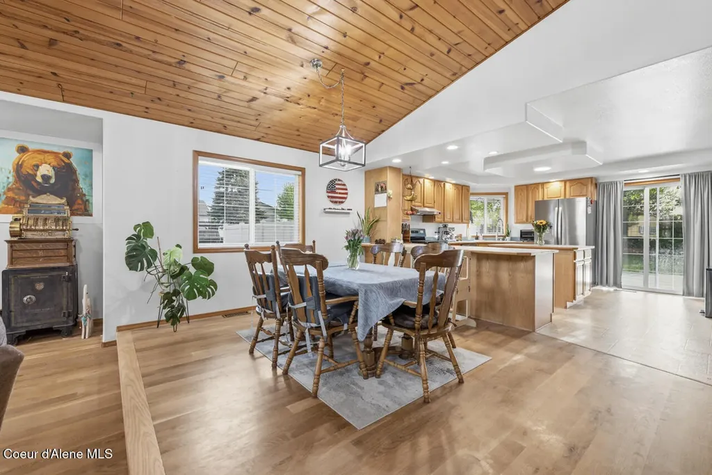 9353 N Finucane Drive Hayden ID 83835