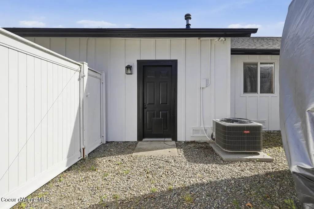9353 N Finucane Drive Hayden ID 83835