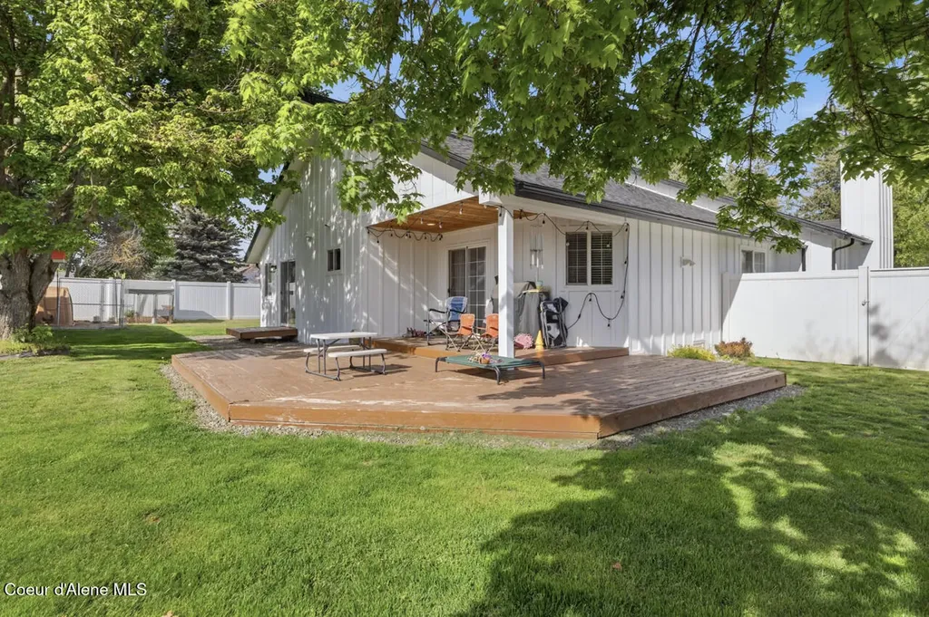 9353 N Finucane Drive Hayden ID 83835