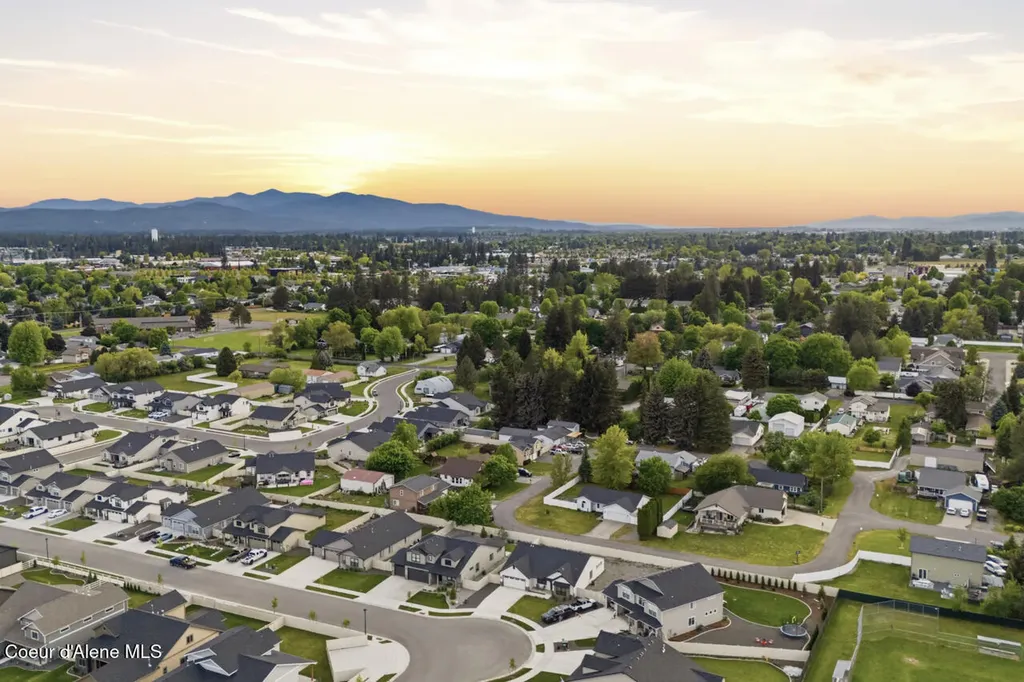 9353 N Finucane Drive Hayden ID 83835