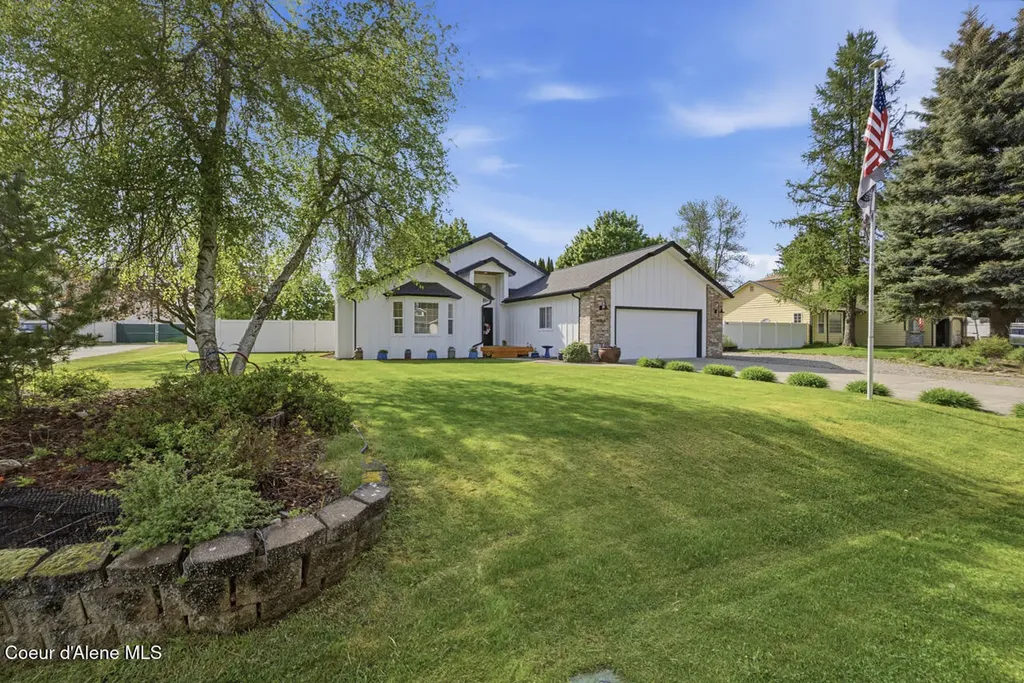 9353 N Finucane Drive Hayden ID 83835