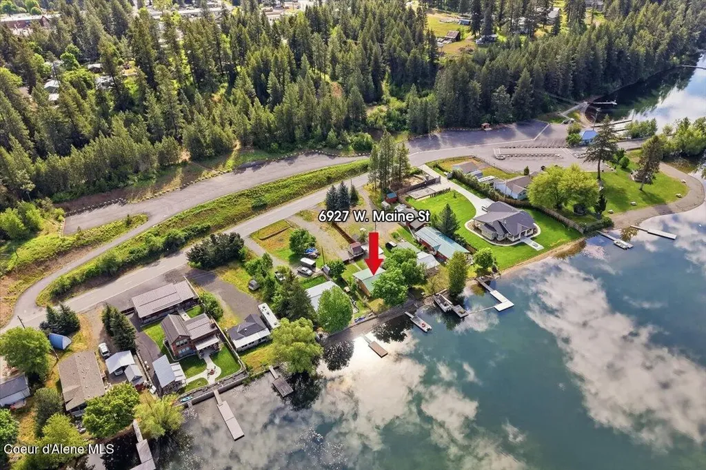 6927 W Maine Street Spirit Lake ID 83869