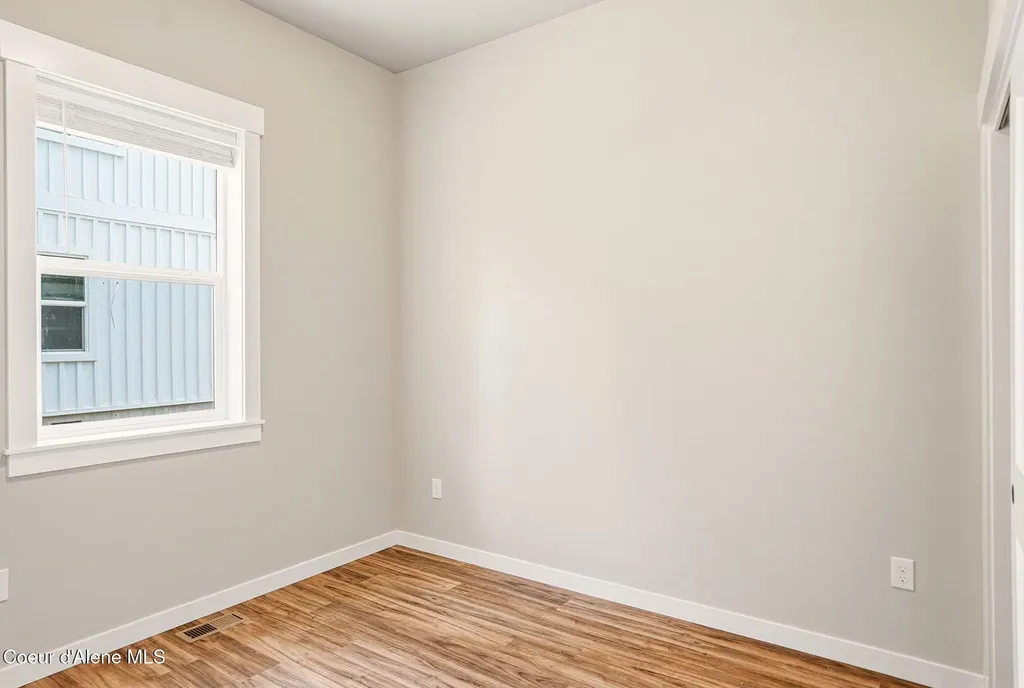 40083 Lake Terrace Court Loon Lake WA 99148