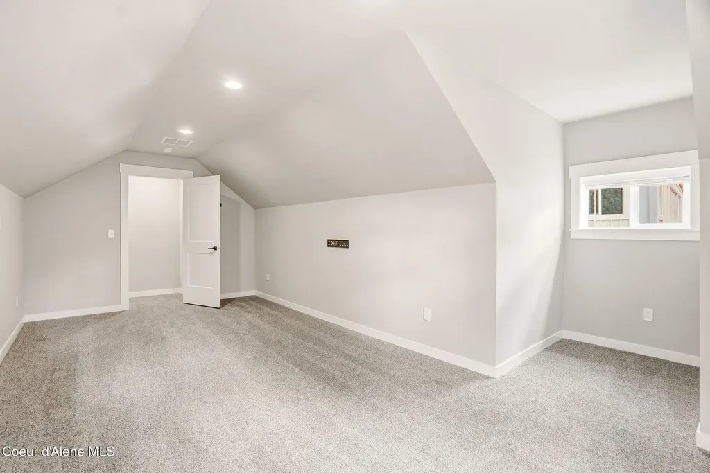 40083 Lake Terrace Court Loon Lake WA 99148