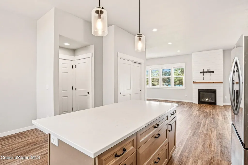40083 Lake Terrace Court Loon Lake WA 99148