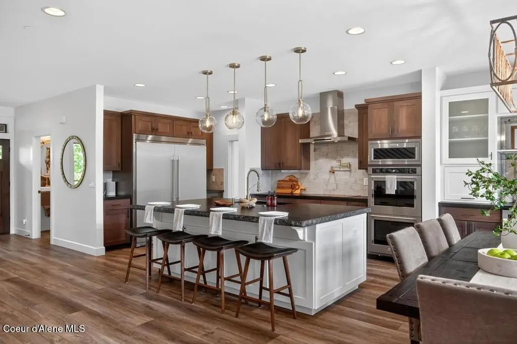302 S Idaho Club Drive Sandpoint ID 83864