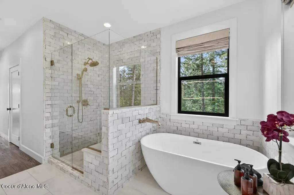 302 S Idaho Club Drive Sandpoint ID 83864