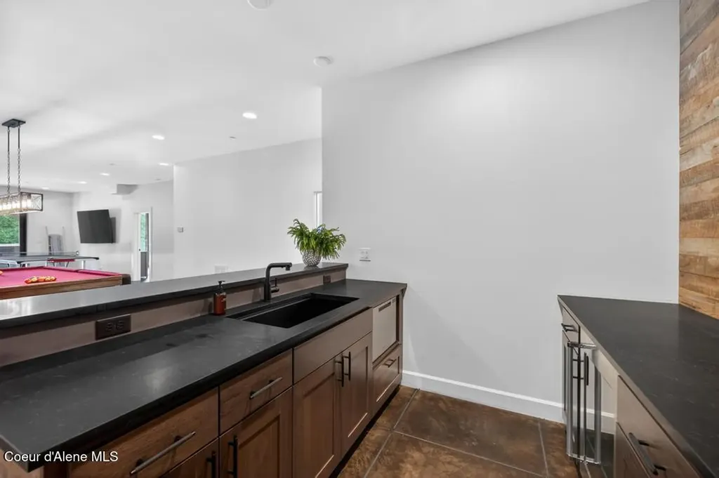 302 S Idaho Club Drive Sandpoint ID 83864