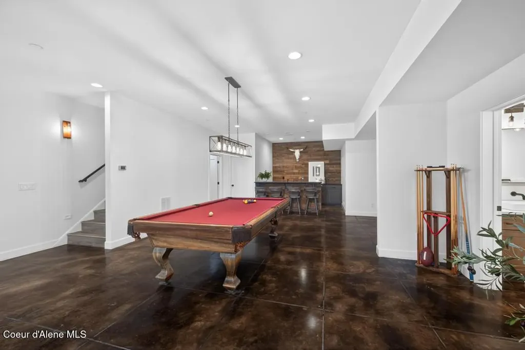 302 S Idaho Club Drive Sandpoint ID 83864