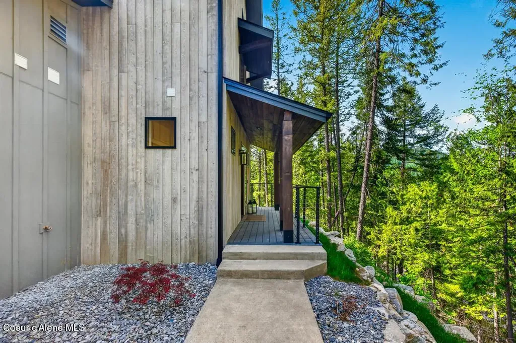 302 S Idaho Club Drive Sandpoint ID 83864