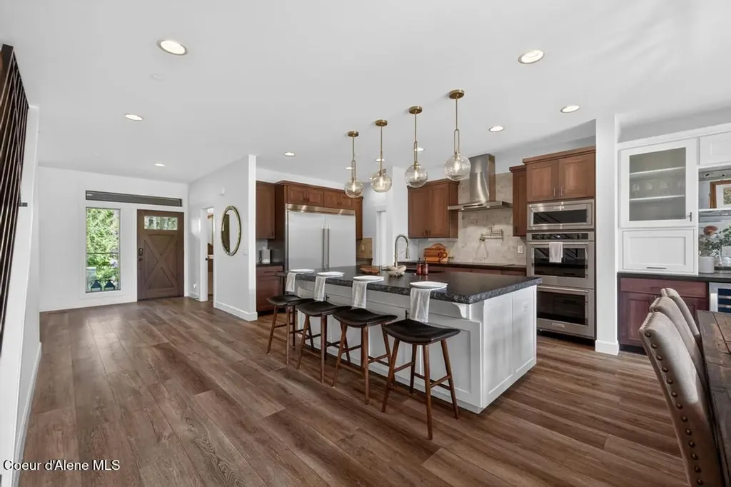 302 S Idaho Club Drive Sandpoint ID 83864