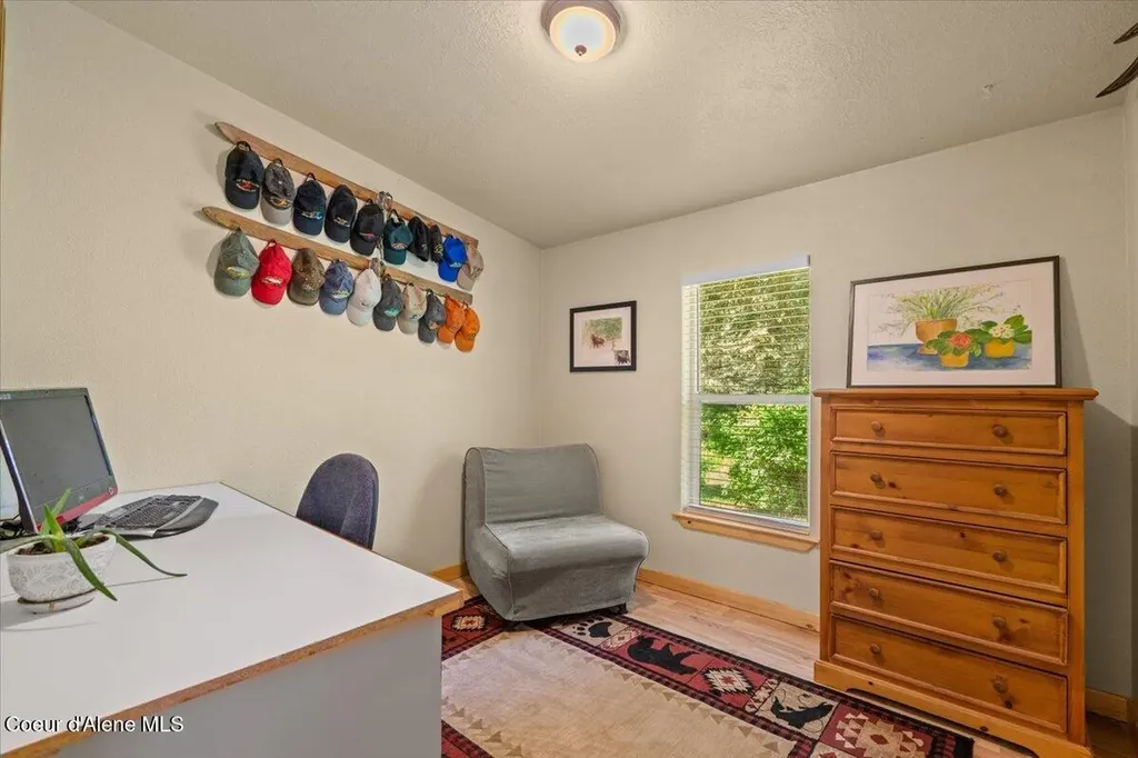 594 Hidden Valley Road Sandpoint ID 83864