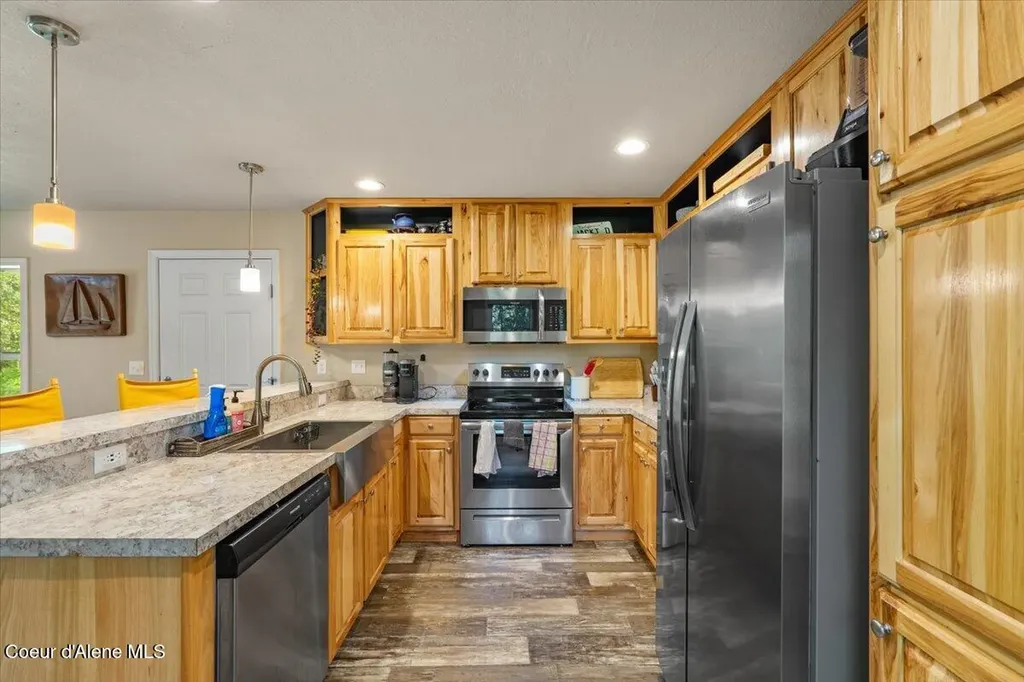 594 Hidden Valley Road Sandpoint ID 83864
