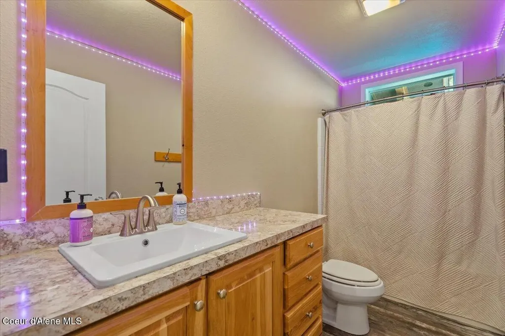 594 Hidden Valley Road Sandpoint ID 83864