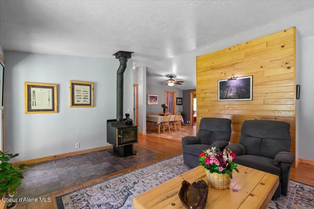 594 Hidden Valley Road Sandpoint ID 83864