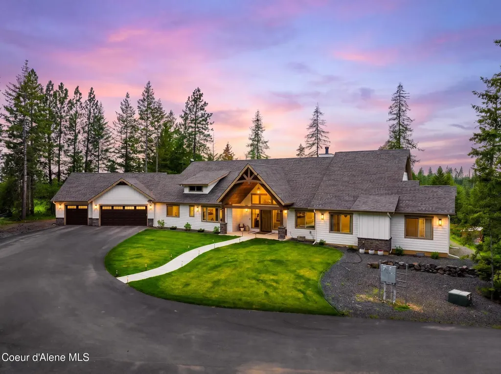 17661 N Richards Drive Hayden ID 83835