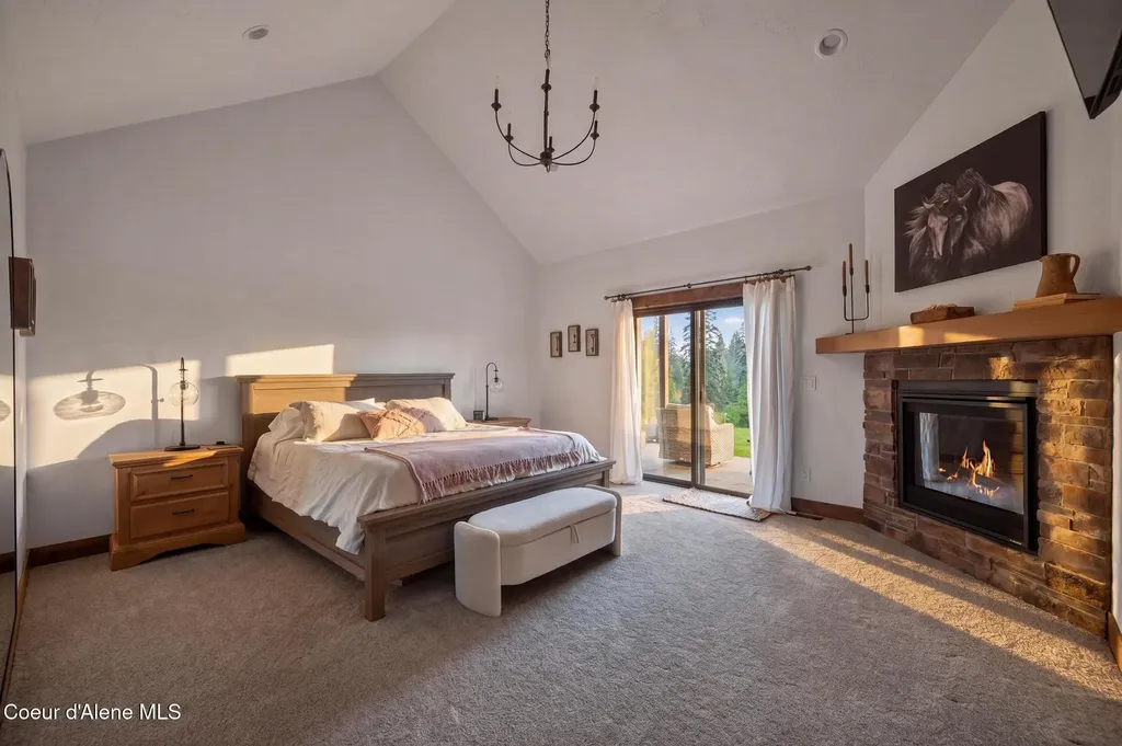17661 N Richards Drive Hayden ID 83835