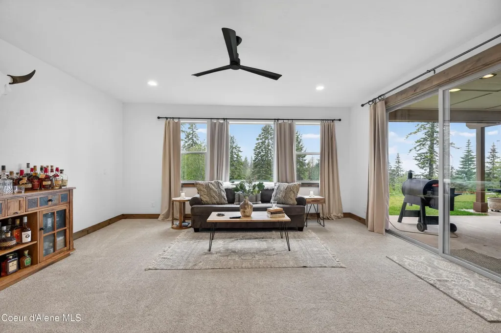 17661 N Richards Drive Hayden ID 83835