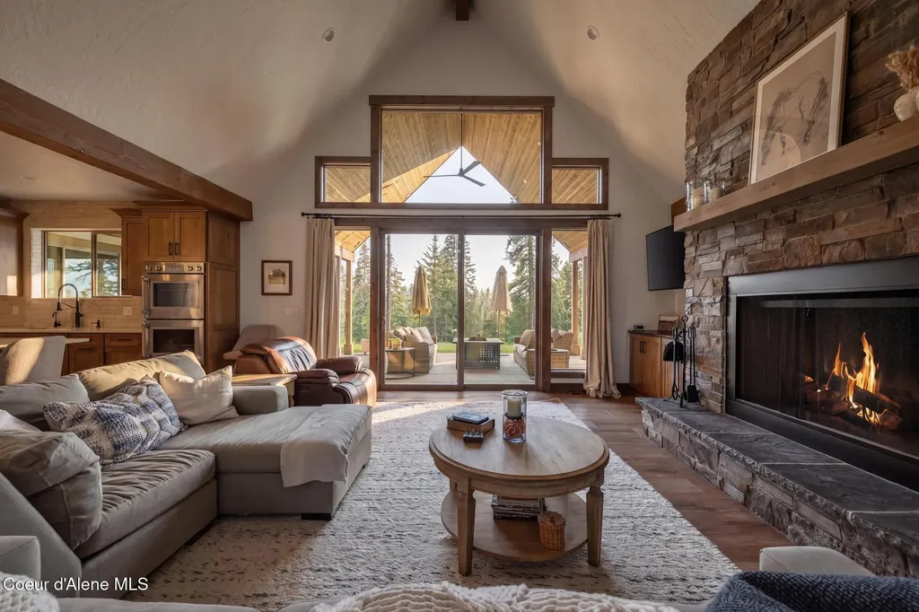 17661 N Richards Drive Hayden ID 83835