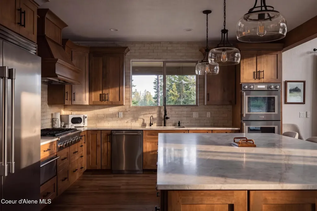 17661 N Richards Drive Hayden ID 83835