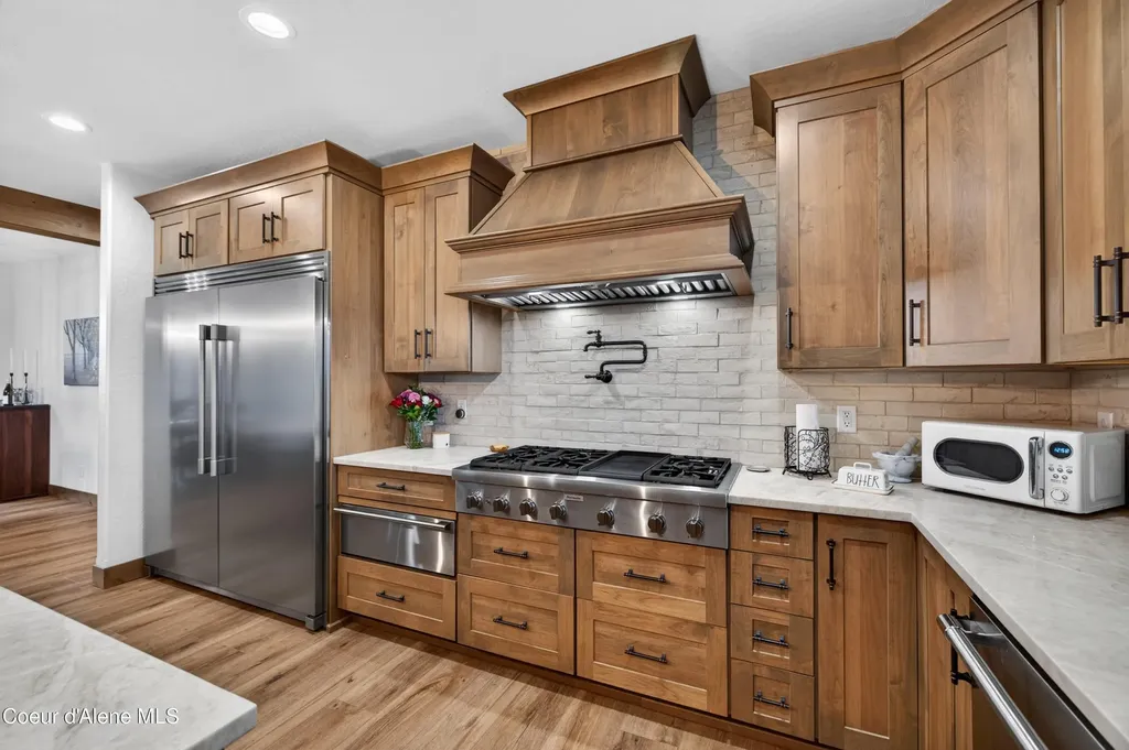 17661 N Richards Drive Hayden ID 83835