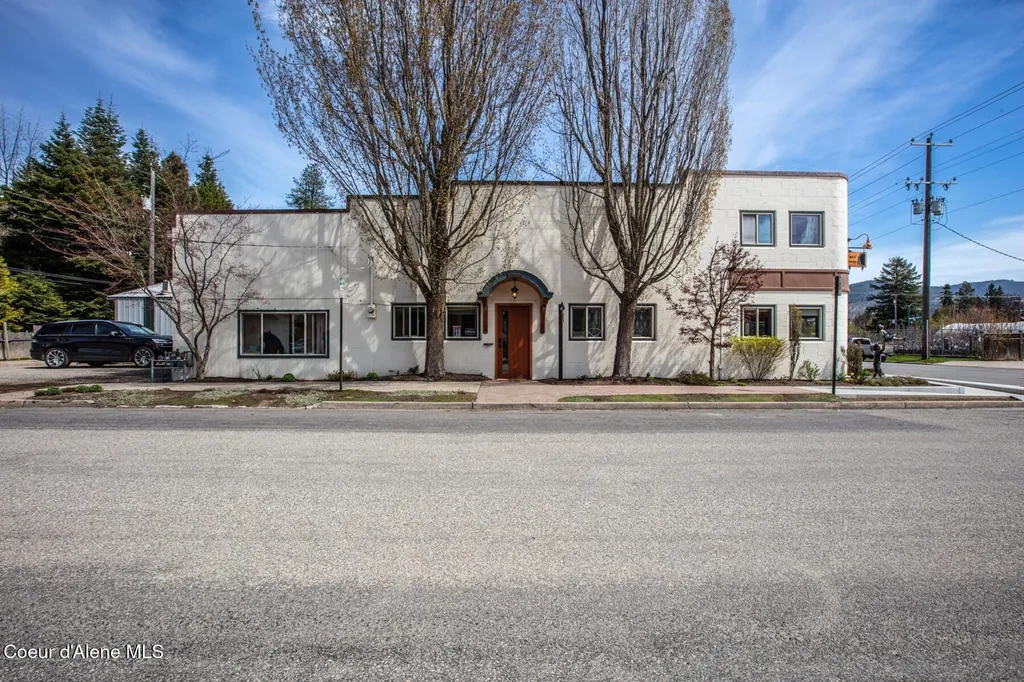 724 Pine Street Sandpoint ID 83864