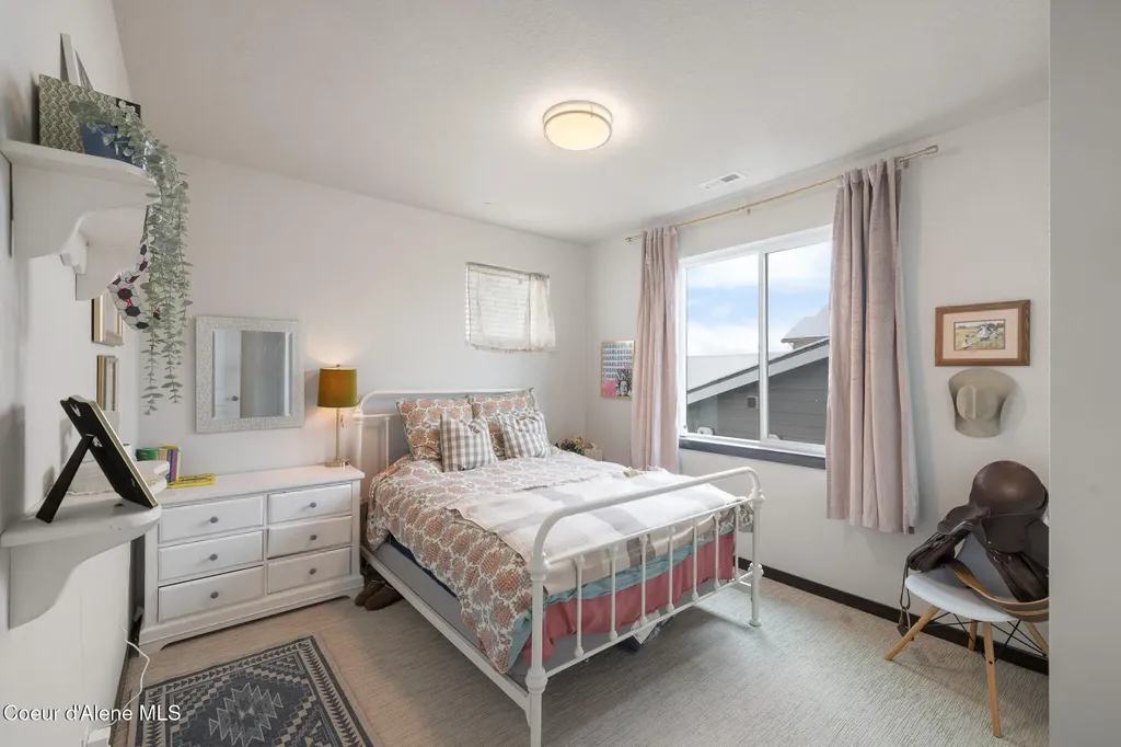 3366 N Cyprus Fox Loop Post Falls ID 83854