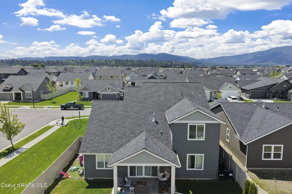 3366 N Cyprus Fox Loop Post Falls ID 83854