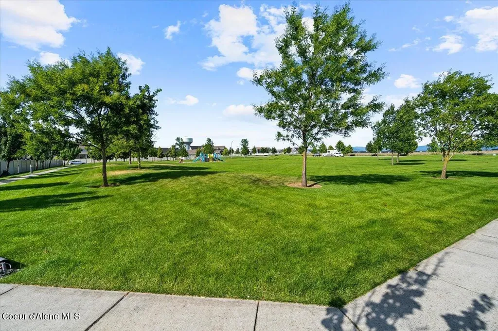 3366 N Cyprus Fox Loop Post Falls ID 83854