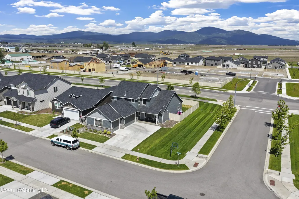 3366 N Cyprus Fox Loop Post Falls ID 83854