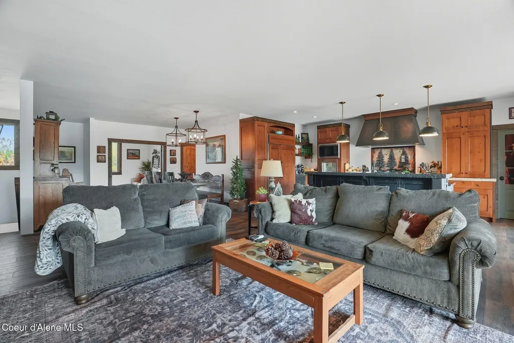 530 Cottonwood Drive St. Maries ID 83861