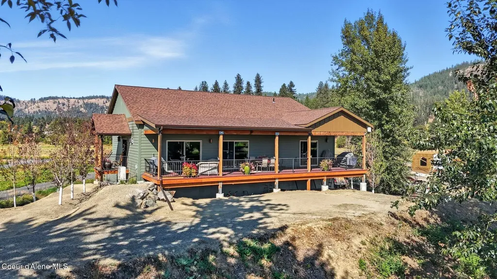 530 Cottonwood Drive St. Maries ID 83861