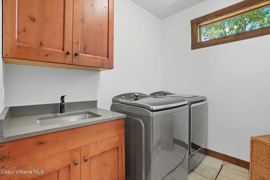 530 Cottonwood Drive St. Maries ID 83861