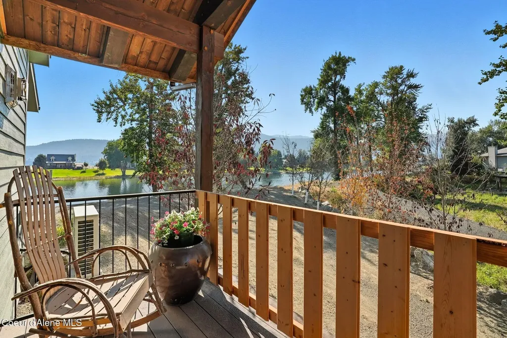 530 Cottonwood Drive St. Maries ID 83861