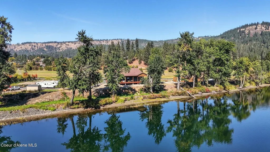 530 Cottonwood Drive St. Maries ID 83861
