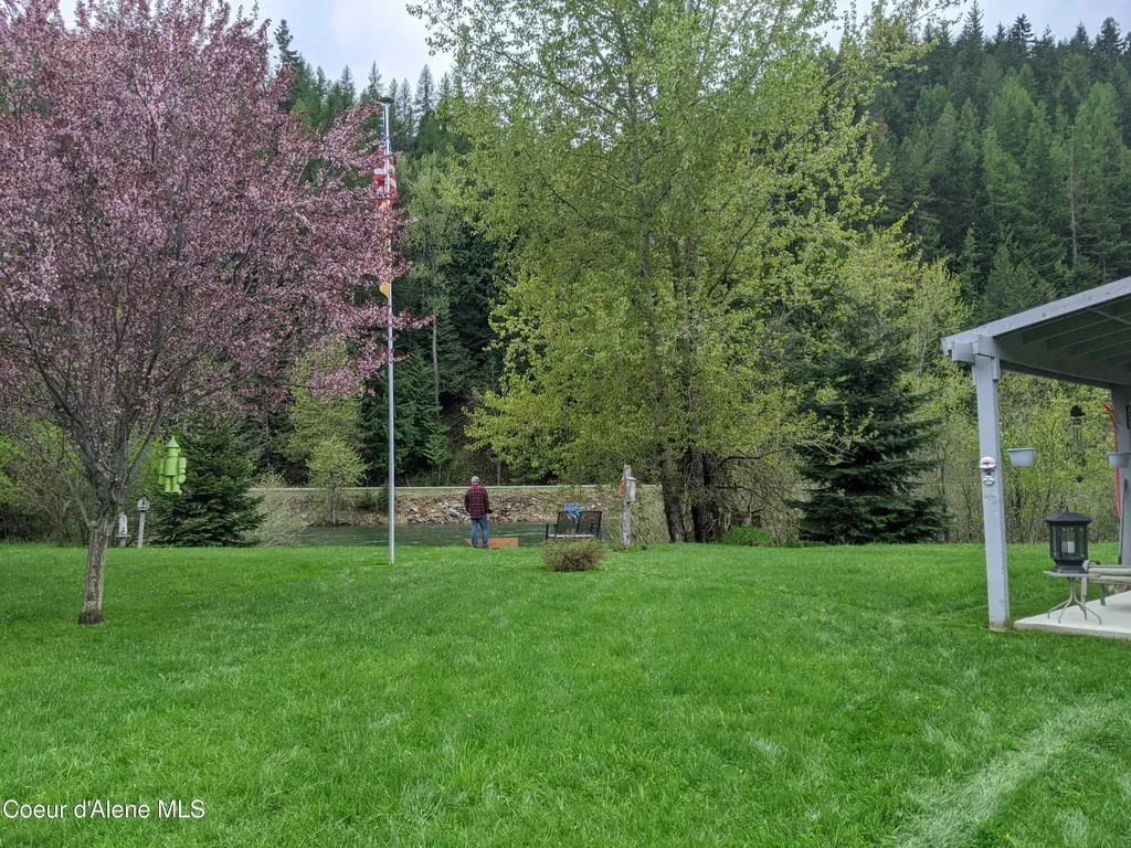 10667 Old River Road Kingston ID 83839