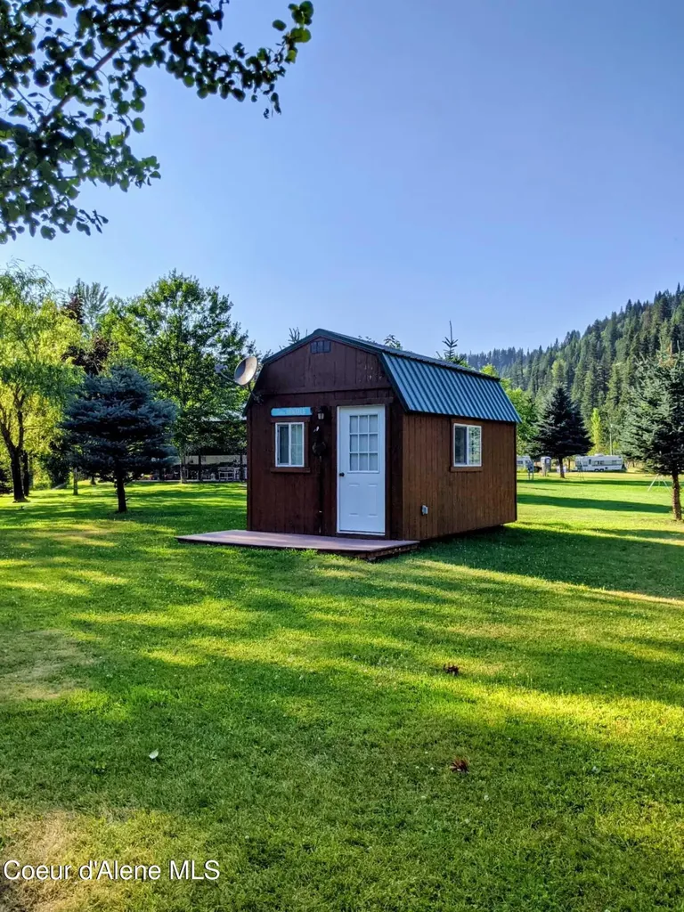 10667 Old River Road Kingston ID 83839