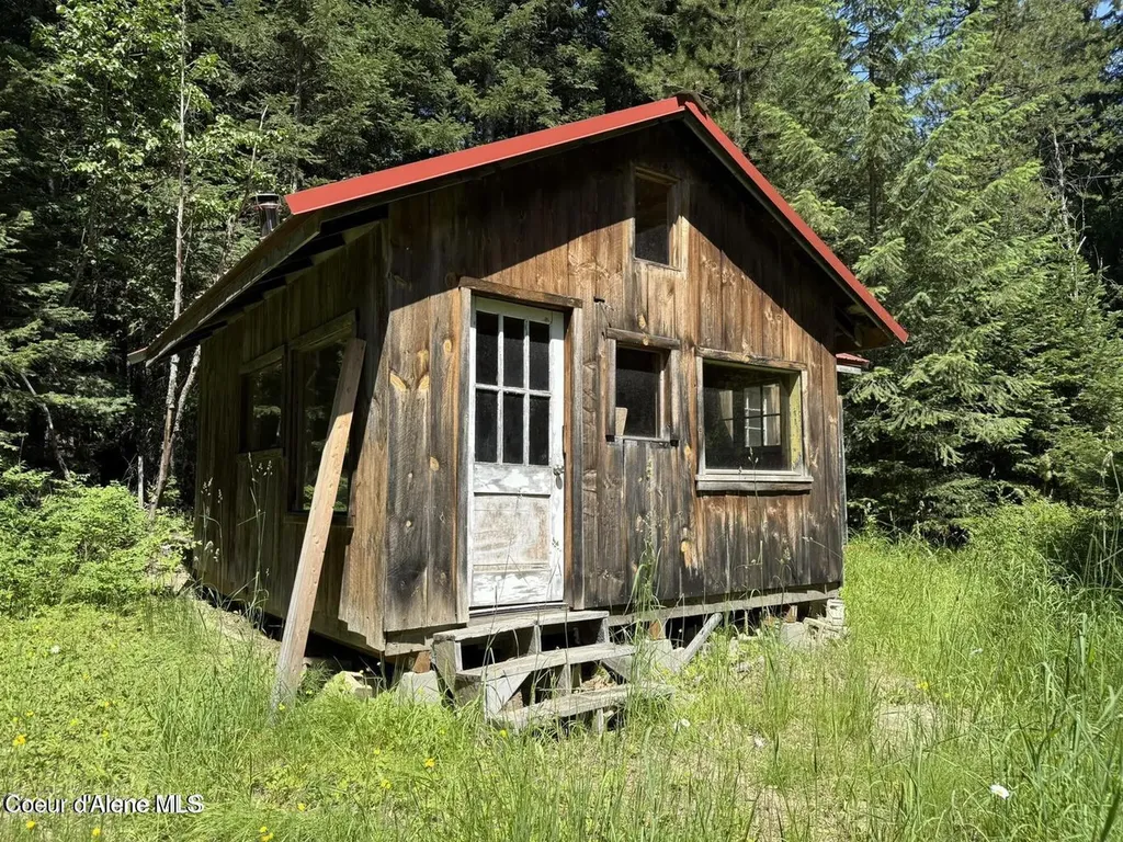 467 Dusty Lane St. Maries ID 83861