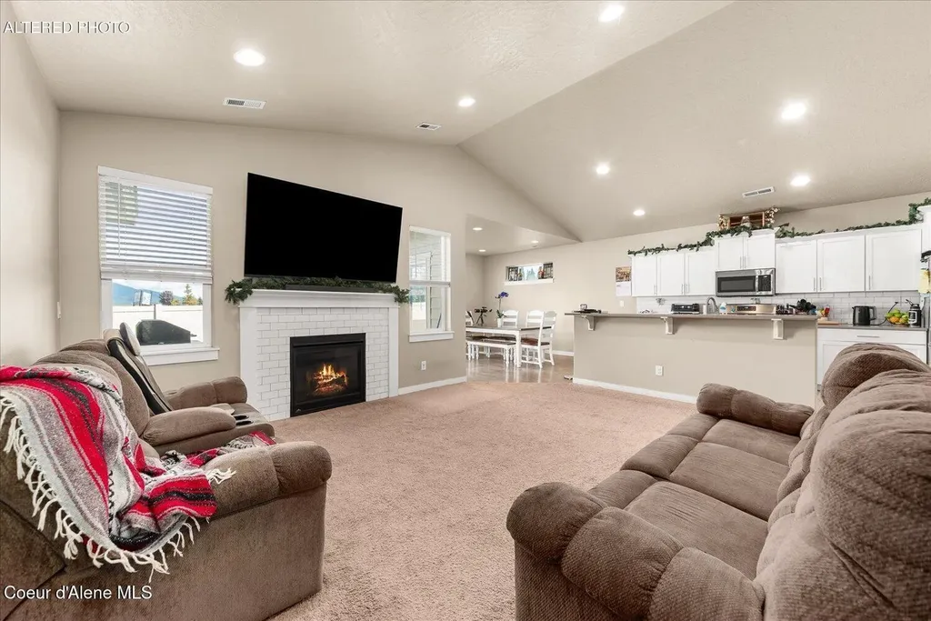 4735 N Connery Loop Post Falls ID 83854
