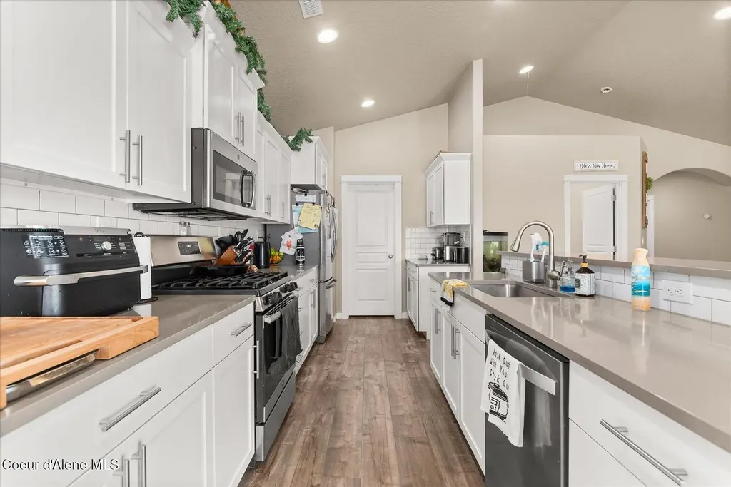 4735 N Connery Loop Post Falls ID 83854