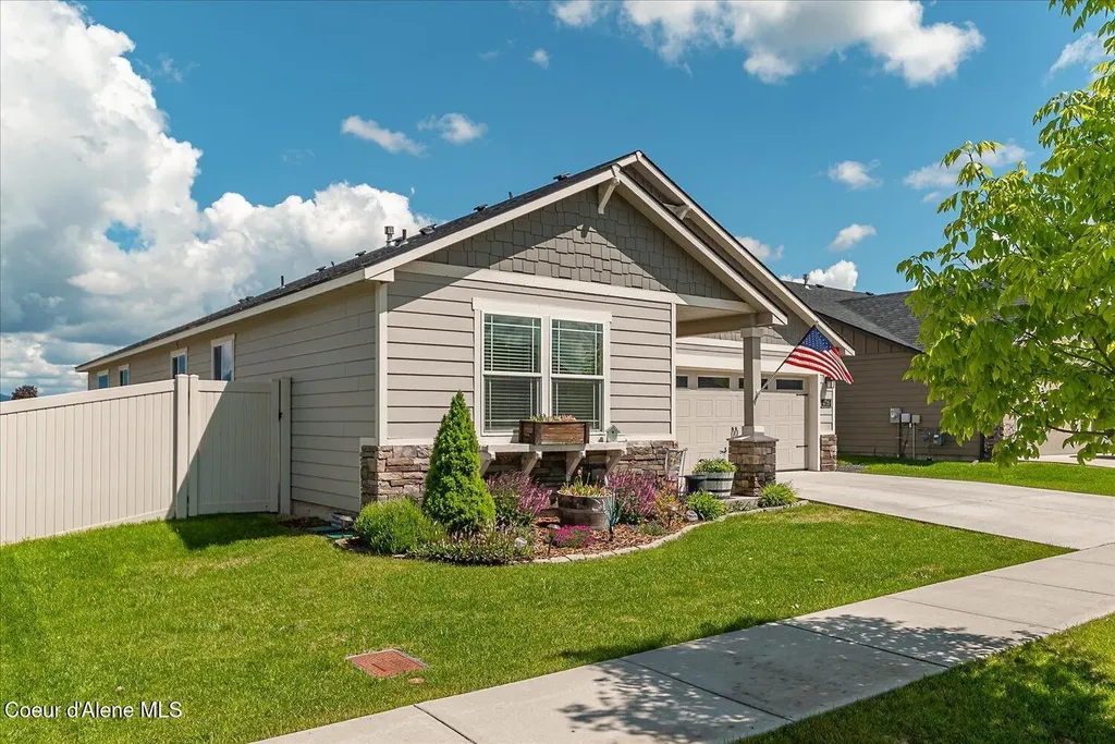 4735 N Connery Loop Post Falls ID 83854
