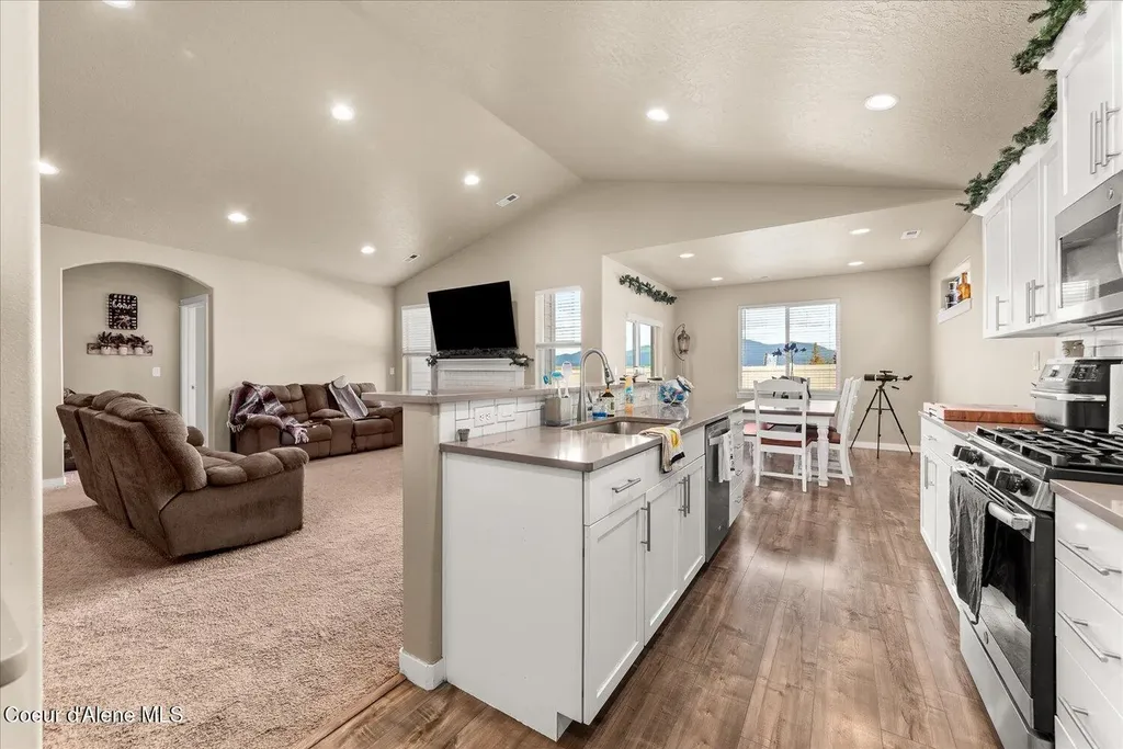 4735 N Connery Loop Post Falls ID 83854