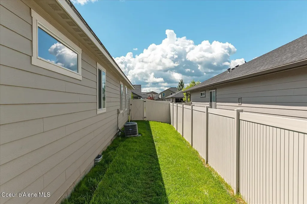 4735 N Connery Loop Post Falls ID 83854