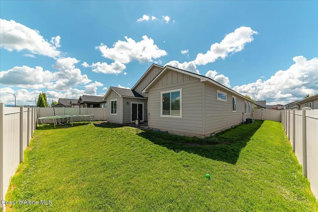 4735 N Connery Loop Post Falls ID 83854