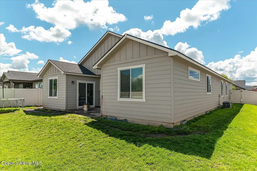 4735 N Connery Loop Post Falls ID 83854