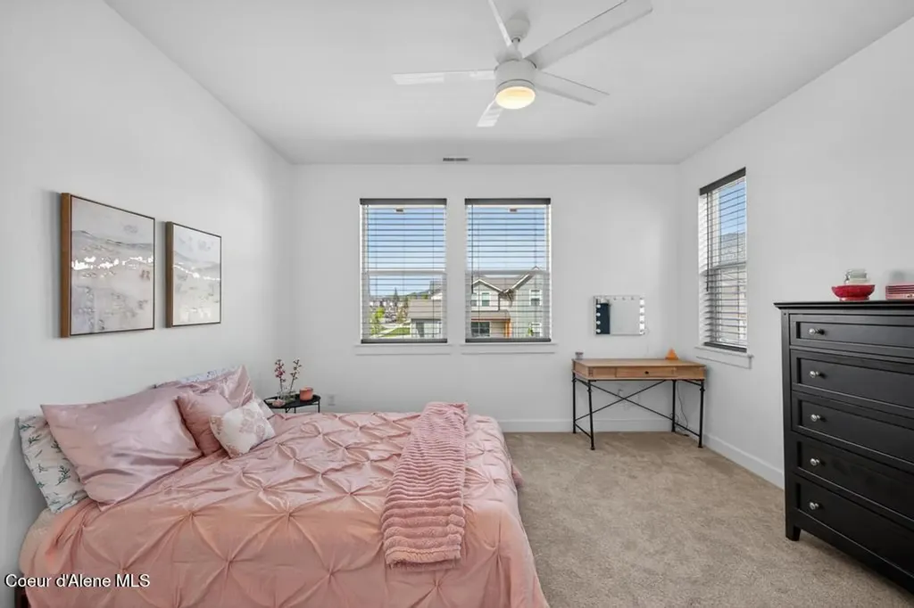 1814 Herring Avenue Sandpoint ID 83864