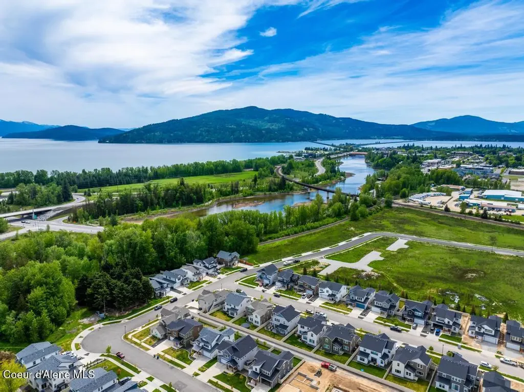 1814 Herring Avenue Sandpoint ID 83864