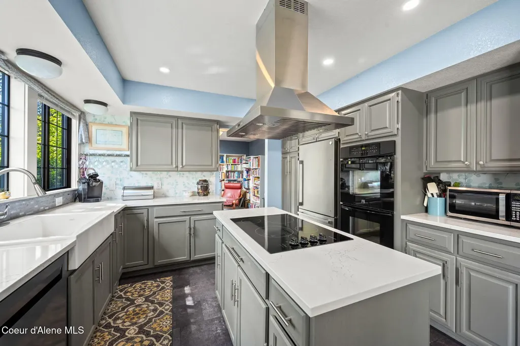 121 S Linden Street Post Falls ID 83854